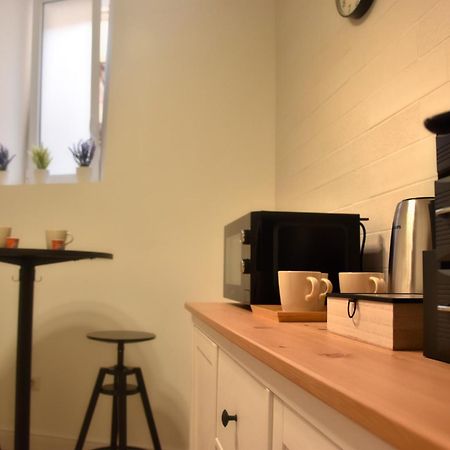 Centro Storico Rooms Наполи Екстериор снимка