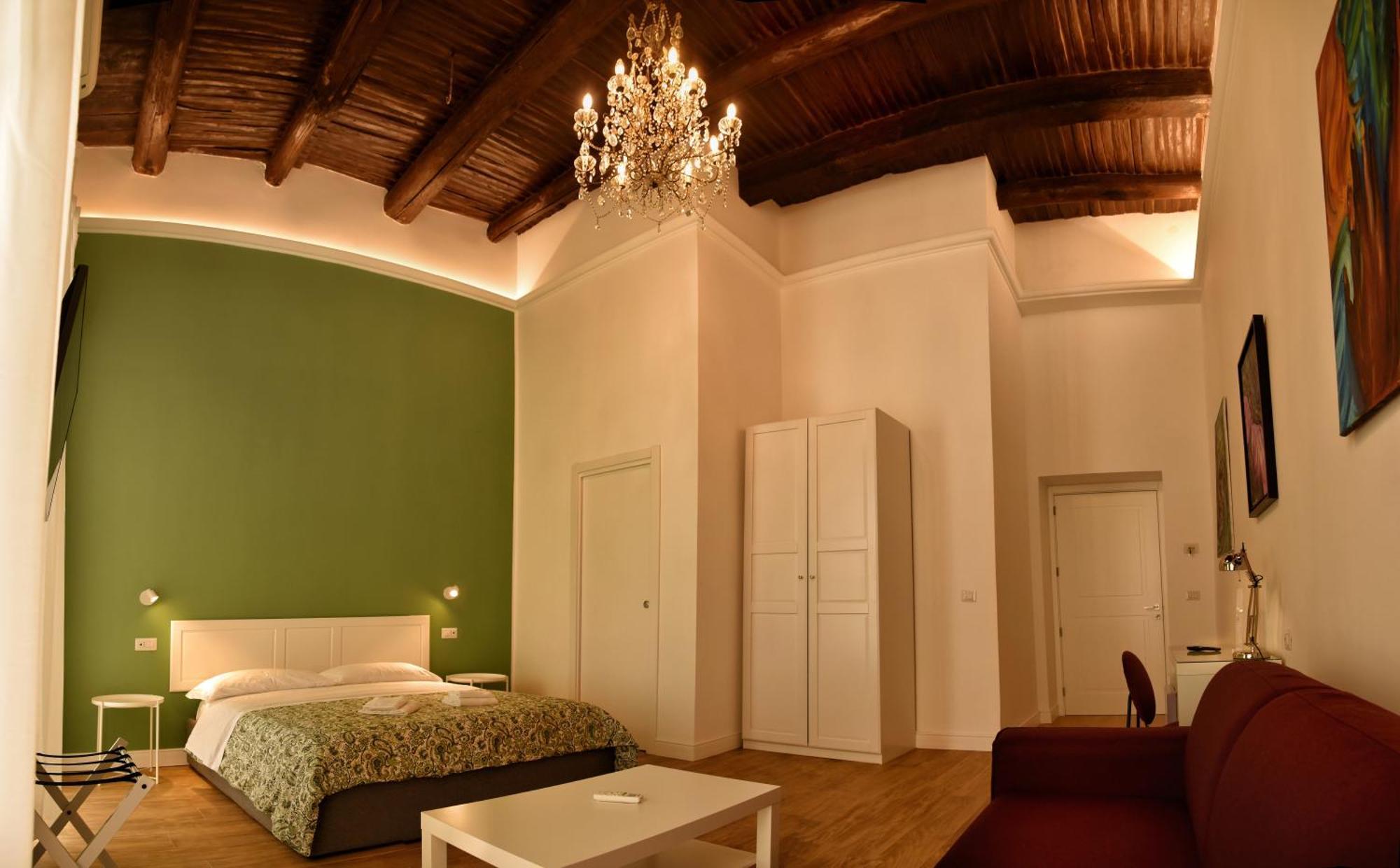 Centro Storico Rooms Наполи Екстериор снимка