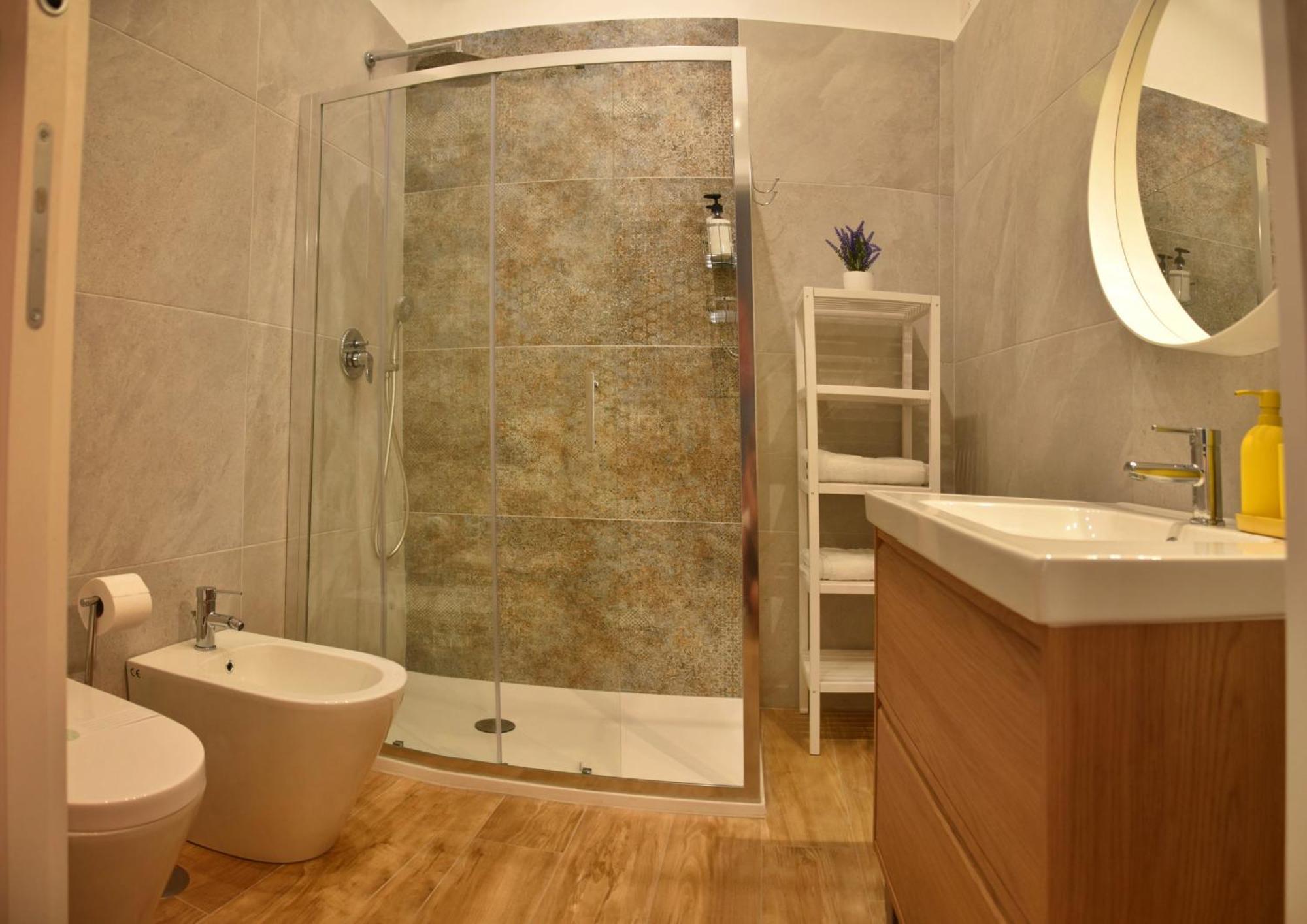 Centro Storico Rooms Наполи Екстериор снимка