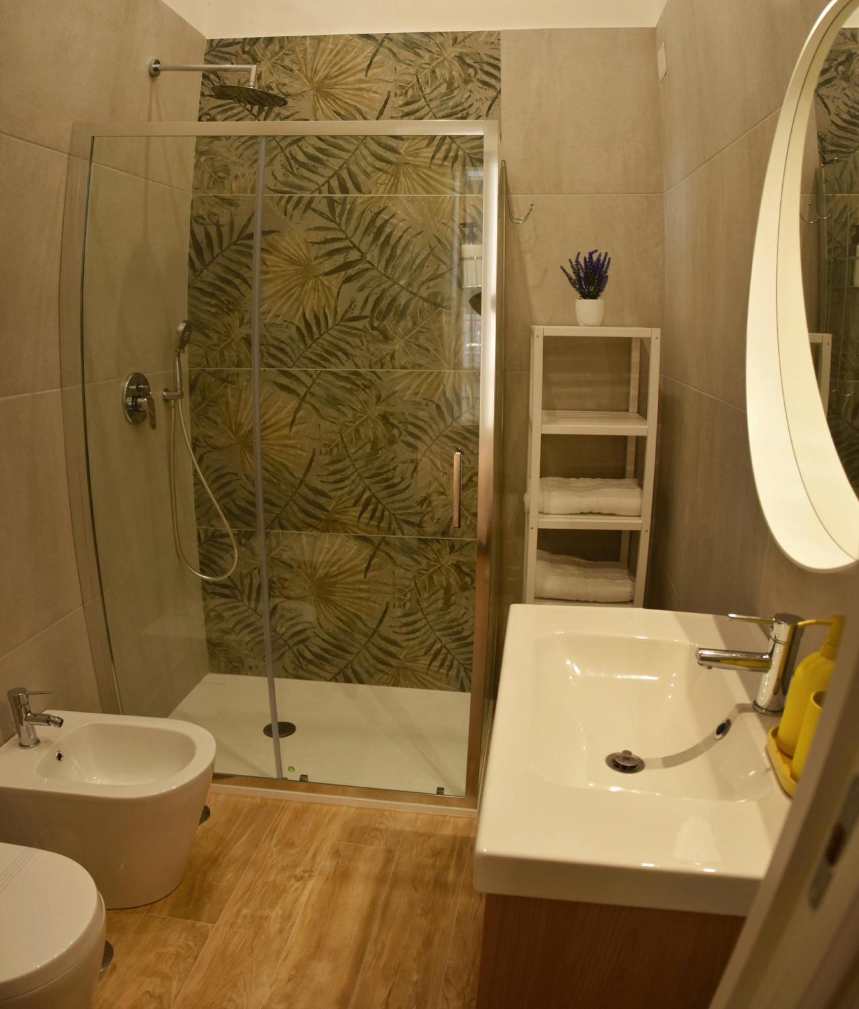 Centro Storico Rooms Наполи Екстериор снимка
