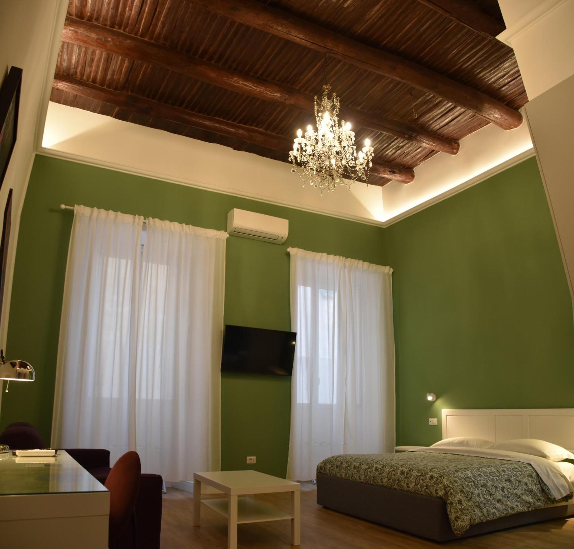 Centro Storico Rooms Наполи Екстериор снимка